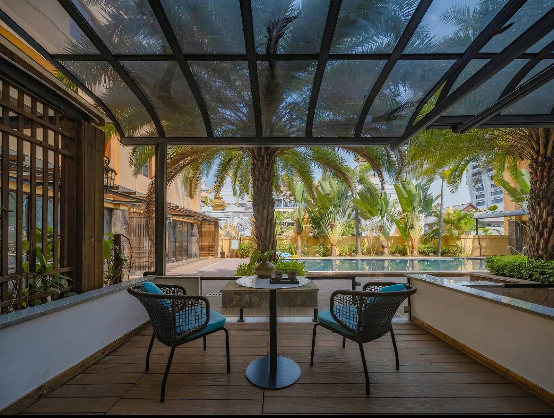 亿啡丽呈明宇酒店(西双版纳景洪告庄西双景星光夜市店)图片