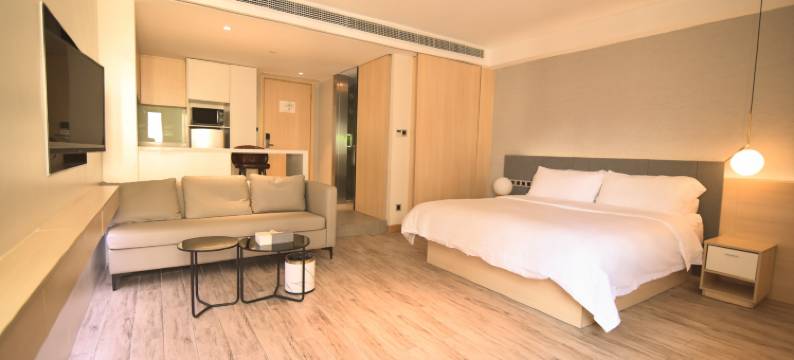 宿适精选酒店(上海淮海中路地铁站店)图片