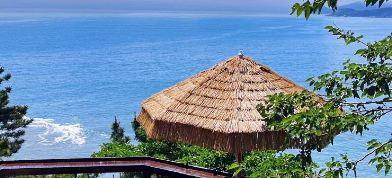 青岛陌海悬崖海景美墅(崂山风景区店)图片