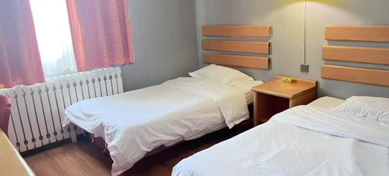 一光酒店(乌鲁木齐华凌步行街店)图片