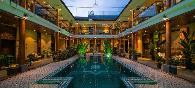 丽江水月云天客栈图片