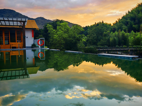 资溪岭上桃源山岭乡宿