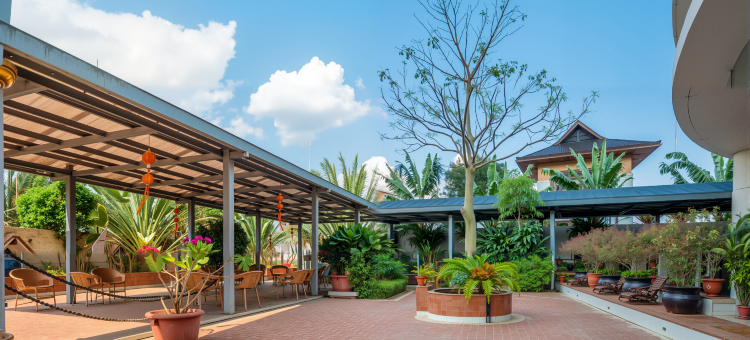 纳鲁汇瑞丨云顶360°空中花园观景酒店(景洪告庄西双景星光夜市店)图片