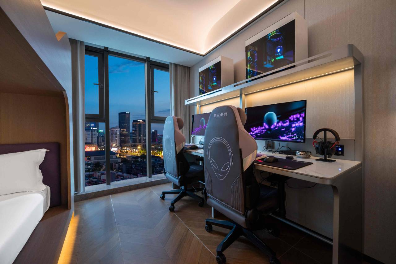 和光·ALIENSPACE外星人电竞酒店(成都合生汇光华公园地铁站店)图片