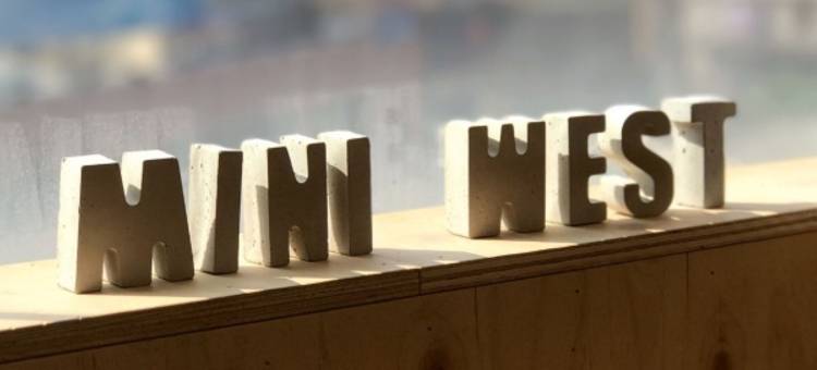 台中小西城旅店图片