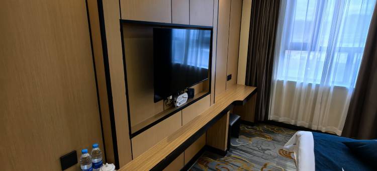 玛沁扎西央吉大酒店图片