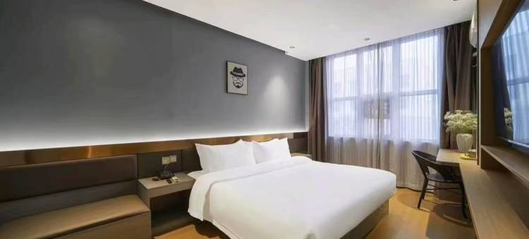 容悦轻居酒店(河南青华中英文学校店)图片