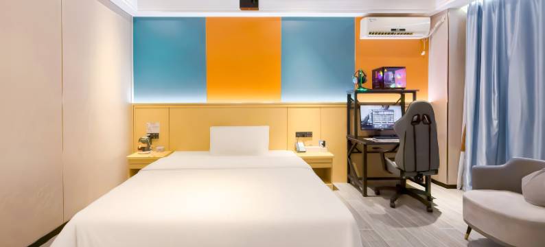 轻叶电竞民宿(水东街店)图片