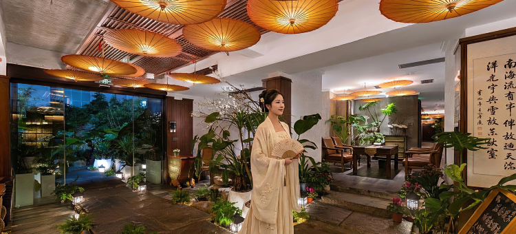 雨巷舍·寻幽庭院酒店(阜阳颍州区商厦时代广场店)图片