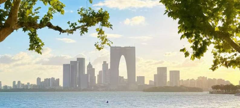 云上四季(苏州金鸡湖国际博览中心星湖街地铁站店)图片