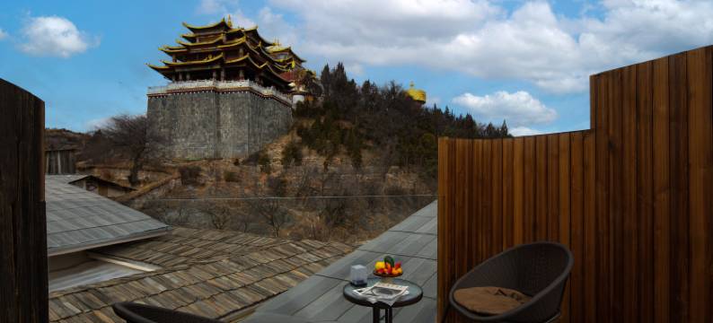 赞言丨月映梵居・ZENITH・静奢智能供氧暖居(独克宗古城大佛寺店)图片