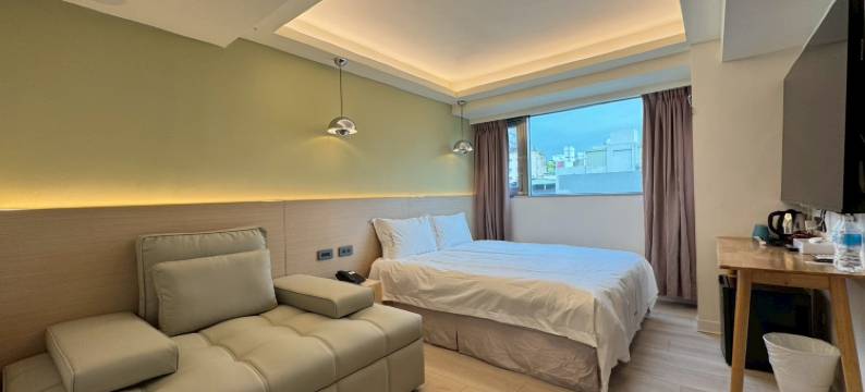 浮逸旅馆-台中车站图片