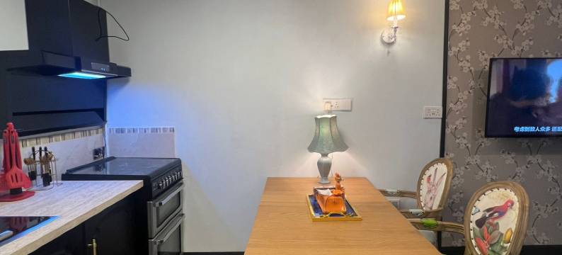 市中心温馨公寓(免费停车)(Cozy Flat near the City Centre with Free Parking)图片