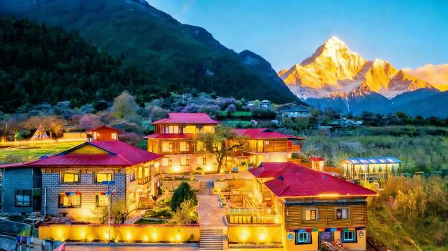 波密雍藏·嘎朗山居