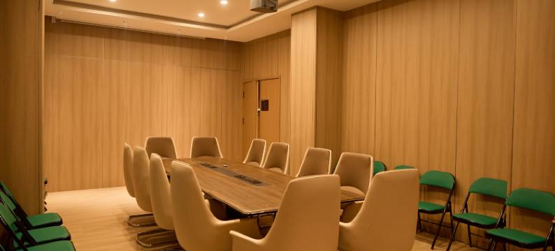 镇巴阳光卓尔智慧酒店图片