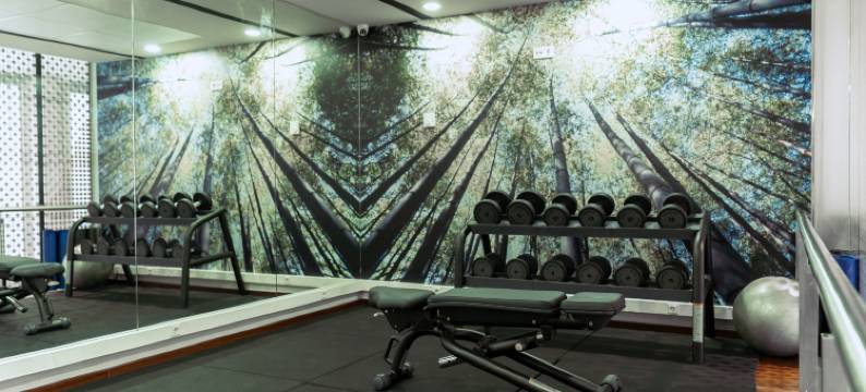 宜必思巴塞罗那广场 Glories 22 酒店(Ibis Barcelona Plaza Glories 22)图片