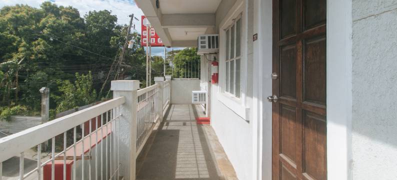 RedDoorz @ Davids Travellers Inn Cavite图片