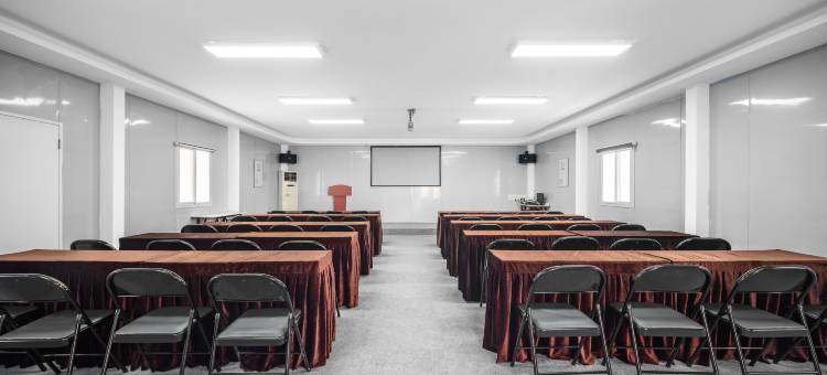 如家驿居酒店(武汉光谷广场地铁站民族大学店)图片