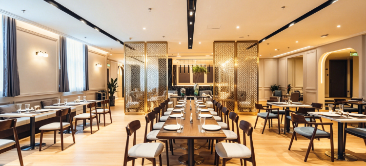 望山栖酒店(重庆上清寺李子坝地铁站店)图片