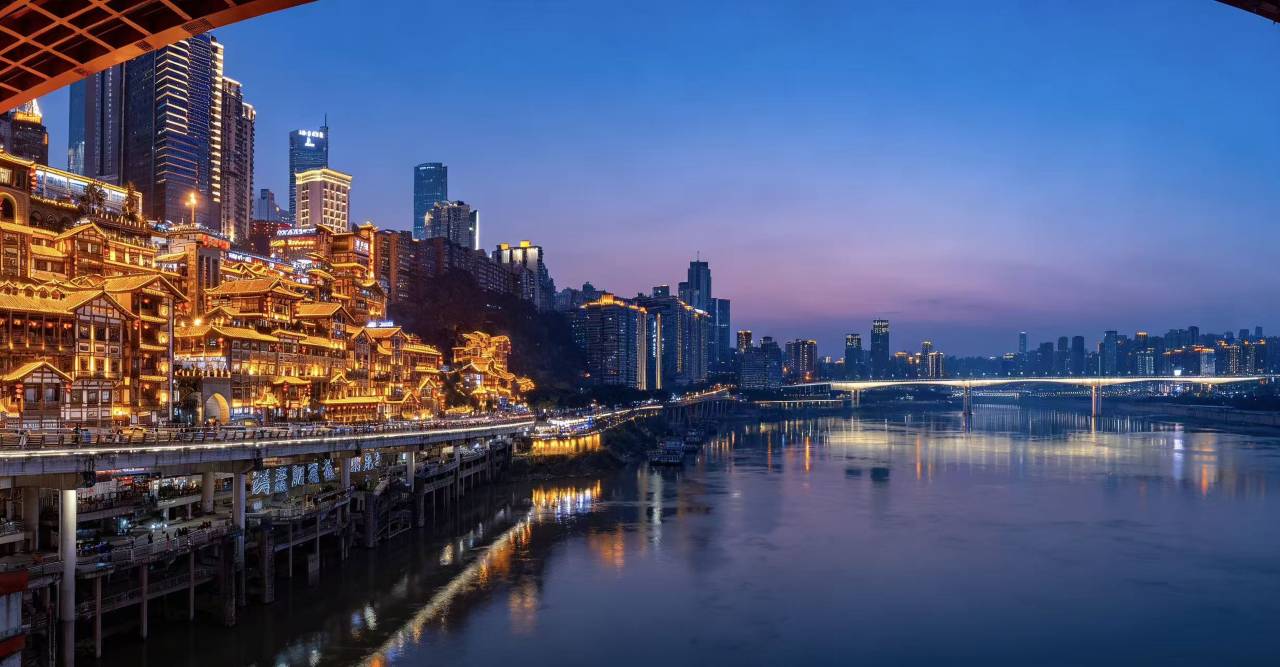 丽怡酒店(重庆解放碑步行街洪崖洞景区店)图片