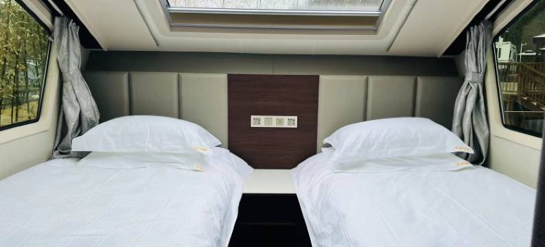 火烧坪房车露营基地图片