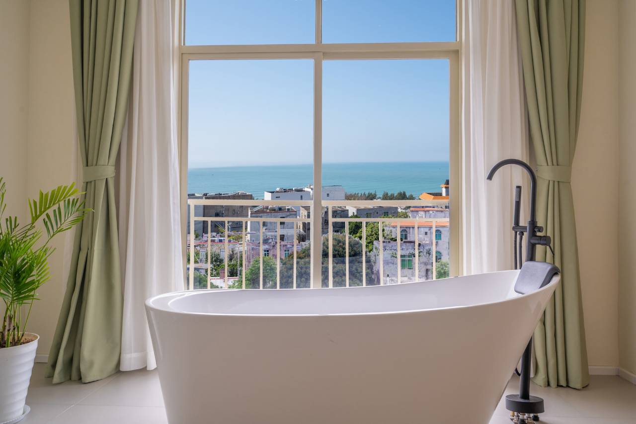 探啾·Sea-海景民宿(涠洲岛滴水丹屏店)图片