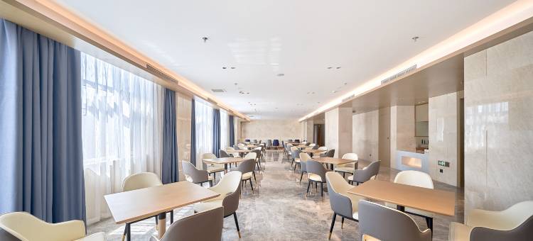 麗枫酒店(长春钜城华亿广场东北亚国际金融中心店)图片