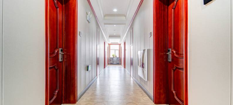 雪城会所酒店(阿尔山火车站店)图片