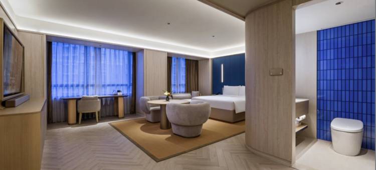 上海陆家嘴金融中心桔子水晶酒店图片