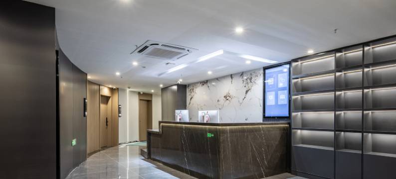 穿越电竞酒店(温州平阳火车站银泰城店)图片