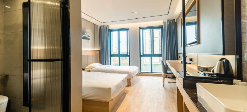 豆蔻年华主题酒店(南陵漳河大道店)图片