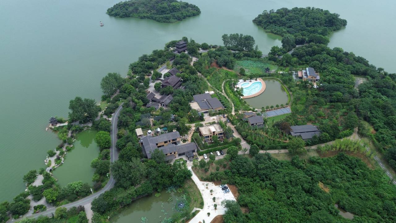 巴陵·邕湖庄园酒店(洞庭湖中华熊猫苑店)图片