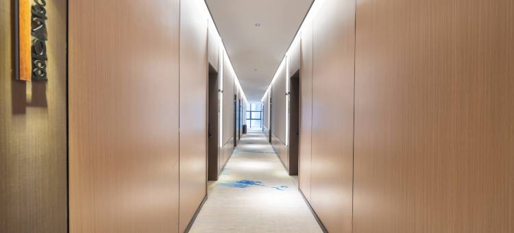 爱电竞酒店(武汉汉口火车站唐家墩地铁站店)图片