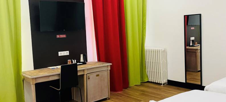 恩佐酒店利摩日中心店 -  Kyriad集团(Enzo Hotels Limoges Centre Jourdan by Kyriad Direct)图片