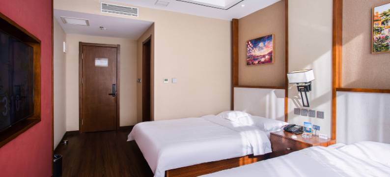 江汤家庭沐浴酒店(长春长影世纪城东北虎园店)图片