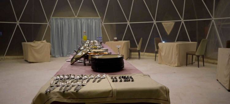 沙丘喜悦营舍(Luxury Desert Camp Oman)图片