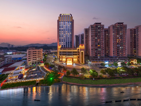 维也纳国际酒店(江门开平市中心店)