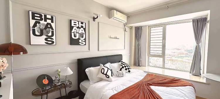 青岛归宿观影民宿(万达CBD店)图片