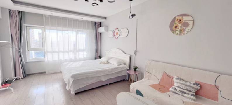 日达·精选影音公寓(沈阳站太原街店)图片