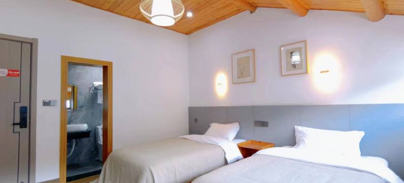 婺源篁岭山外云民宿图片