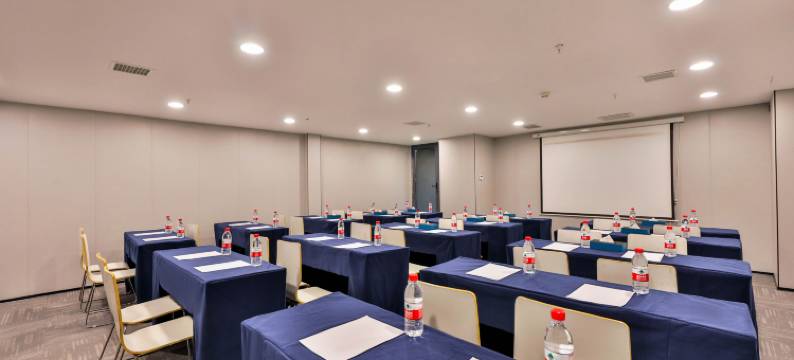 麦尖酒店(沈阳会展中心体育学院店)图片