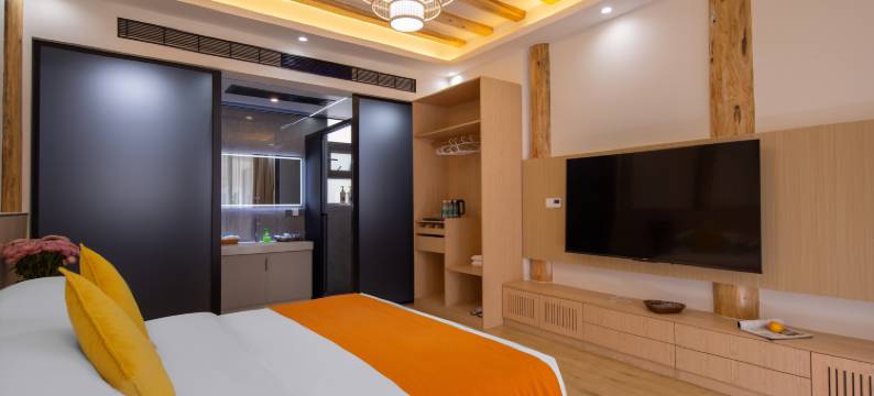 丘山.半舍美宿(腾冲和顺古镇店)图片