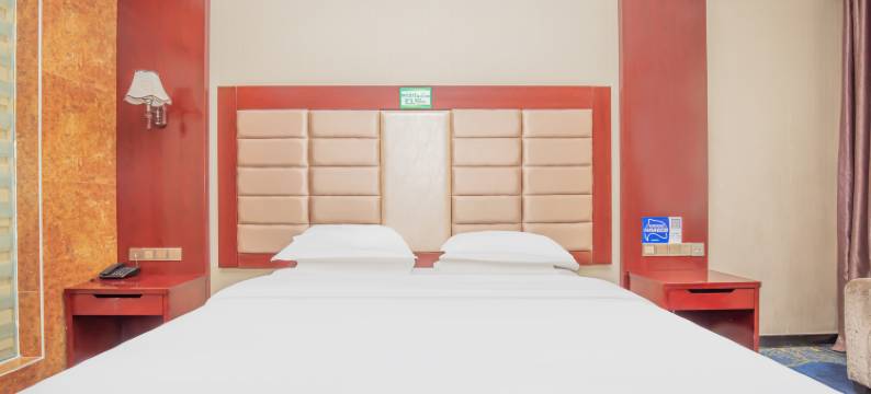 文海商务酒店(格尔木江源中路昆仑公园店)图片