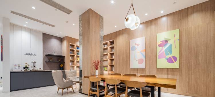 艾思酒店(成都金堂淮口中学店)图片