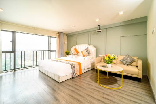 亦间酒店(国博中心北地铁站店)