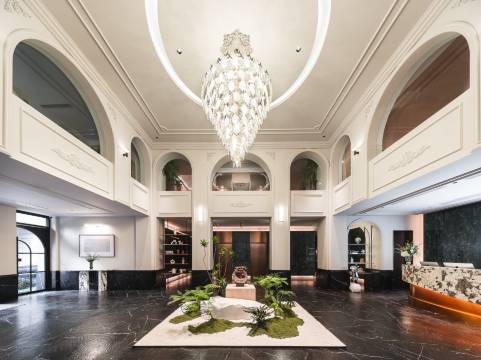 上海人民广场南京东路步行街珍宝酒店