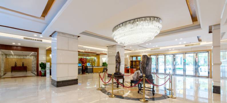 深圳南方联合大酒店(东门老街黄贝岭地铁站店)图片