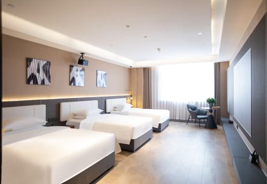 Jingyue Hotel International (Shihezi University North District) Hotel Overview