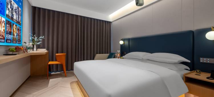 弥渡M星空酒店(好来世纪广场店)图片