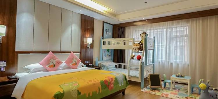 宁乡华天假日酒店(万达广场店)图片